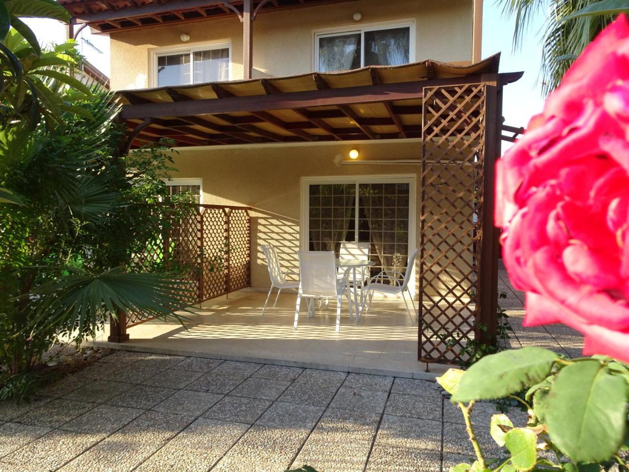 Maria Petros Beach Houses Villa Perivolia Exterior photo